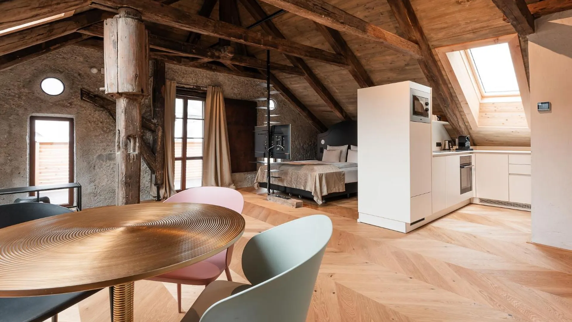 H5 Grauer Baer Studios & More Innsbruck